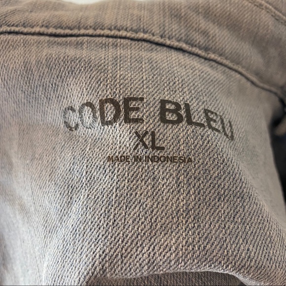 CODE BLEU DENIM JEAN LACE EMBROIDERED JACKET - Picture 11 of 11